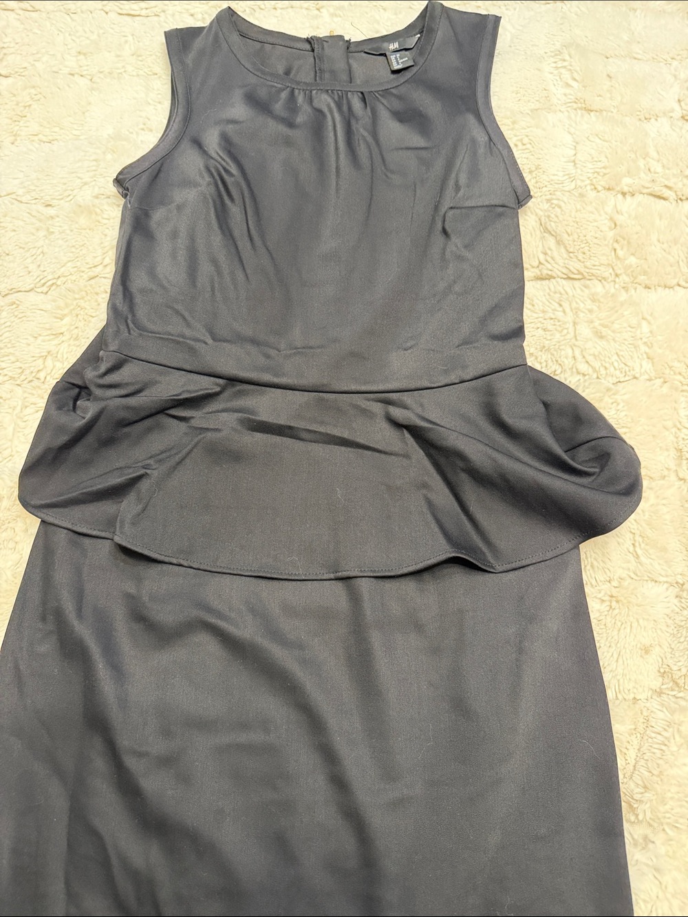 H&M Black Sleeveless Peplum Dress
